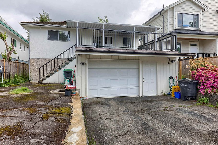 3492 E 49th Avenue Vancouver, BC - 23