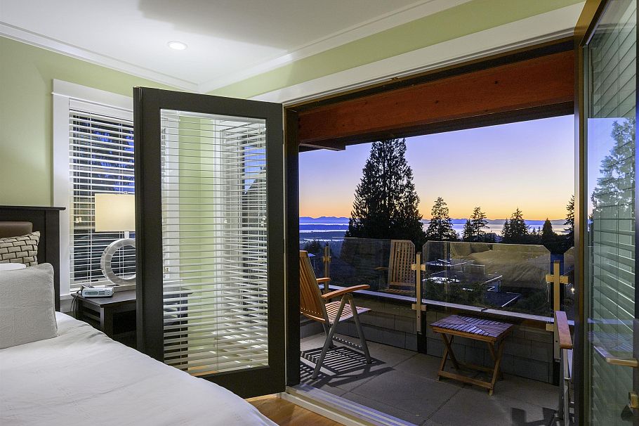 4120 St. Marys Avenue North Vancouver, BC - 24