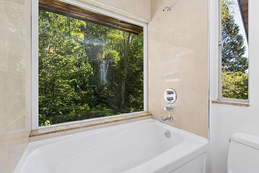 1491 Dempsey Road North Vancouver, BC - 23