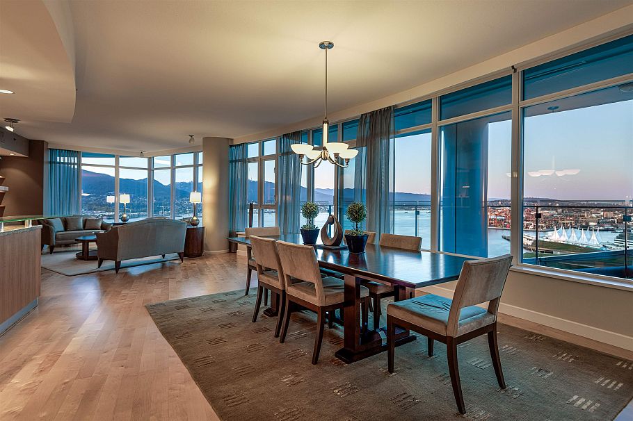 3402 1281 W Cordova Street Vancouver, BC - 1