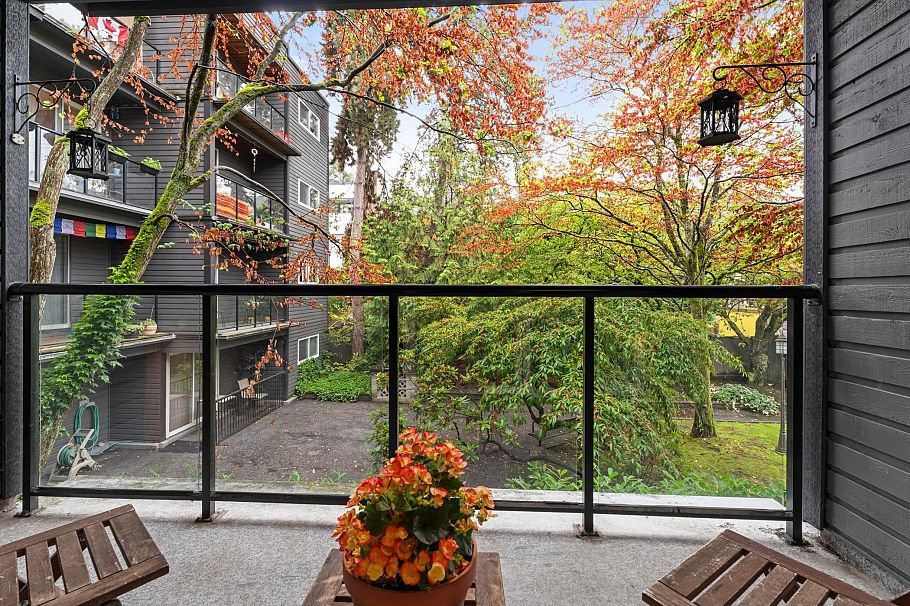 202 1550 Barclay Street Vancouver, BC - 9