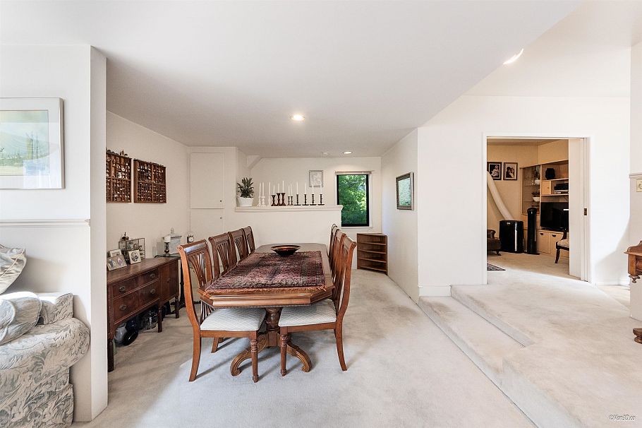 2141 W 47th Avenue Vancouver, BC - 8