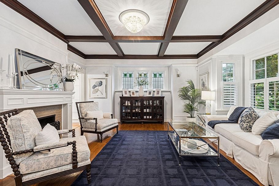 745 Grand Boulevard North Vancouver, BC - 6