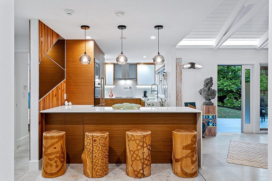 2420 Edgemont Boulevard North Vancouver, BC - 6