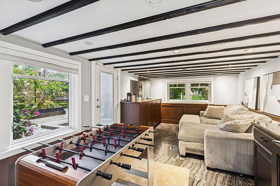 745 Grand Boulevard North Vancouver, BC - 28