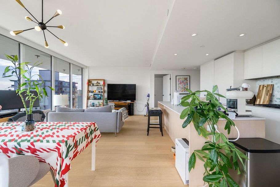 901 1180 Broughton Street Vancouver, BC - 8