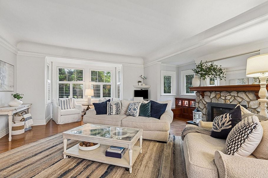 745 Grand Boulevard North Vancouver, BC - 7