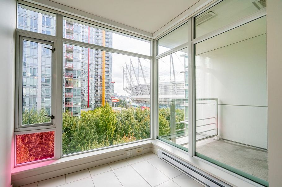 816 161 W Georgia Street Vancouver, BC - 22