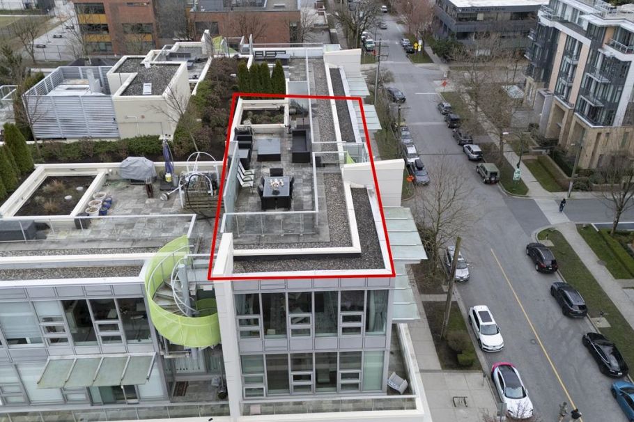 703 2528 Maple Street Vancouver, BC - 18