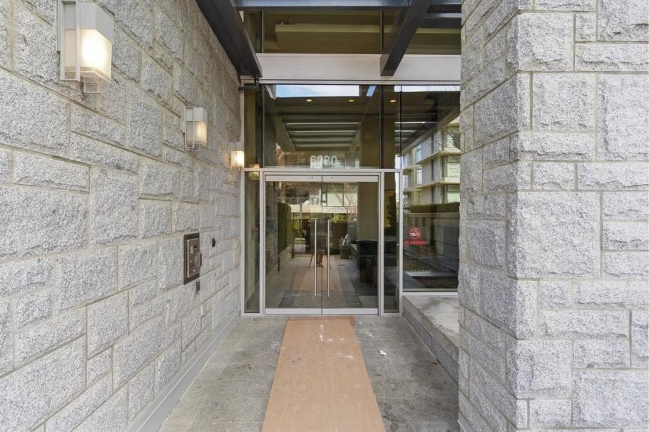 305 6080 Iona Drive Vancouver, BC - 26