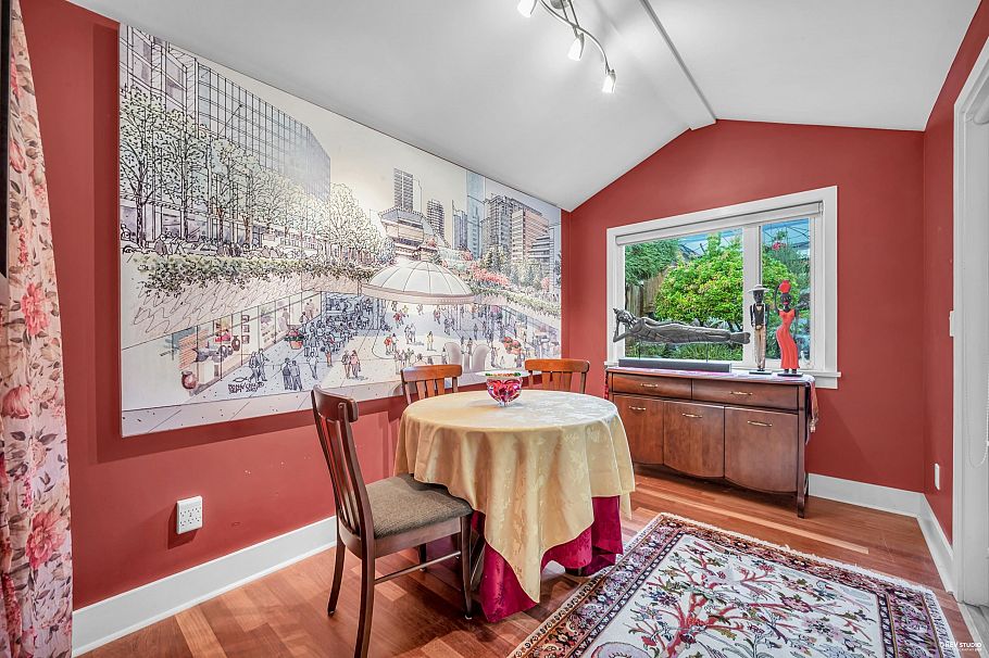 628 E 7th Street North Vancouver, BC - 8