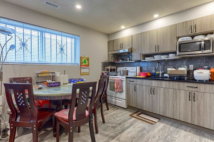 3492 E 49th Avenue Vancouver, BC - 15