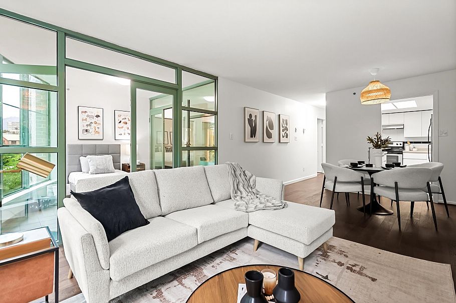 301 1159 Main Street Vancouver, BC - 5