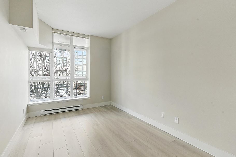 305 6080 Iona Drive Vancouver, BC - 11