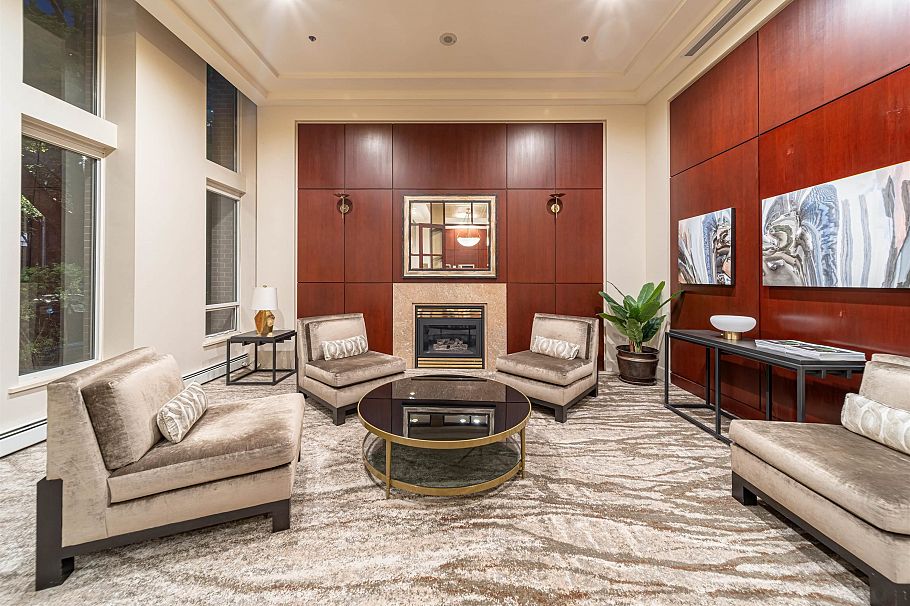 906 1288 Marinaside Crescent Vancouver, BC - 7