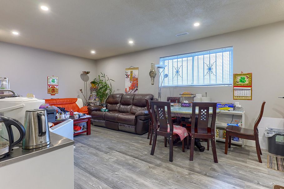 3492 E 49th Avenue Vancouver, BC - 16