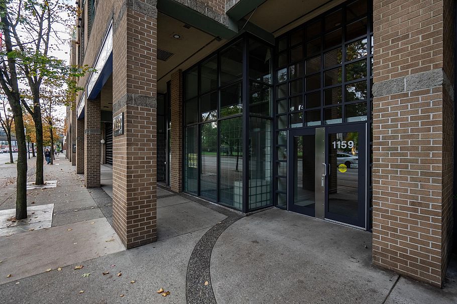 301 1159 Main Street Vancouver, BC - 35
