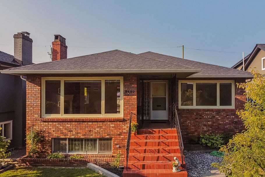 2869 Venables Street Vancouver, BC - 2