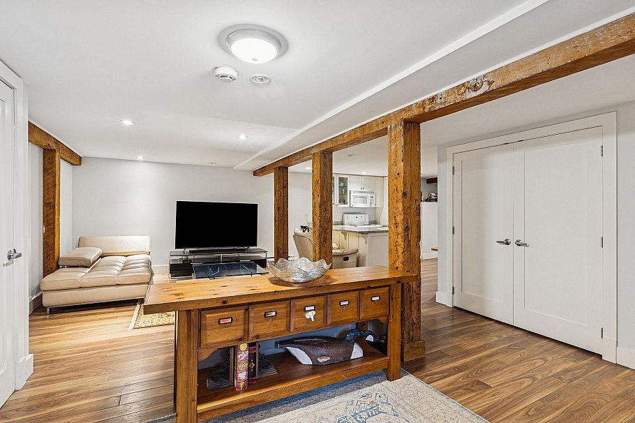 745 Grand Boulevard North Vancouver, BC - 29