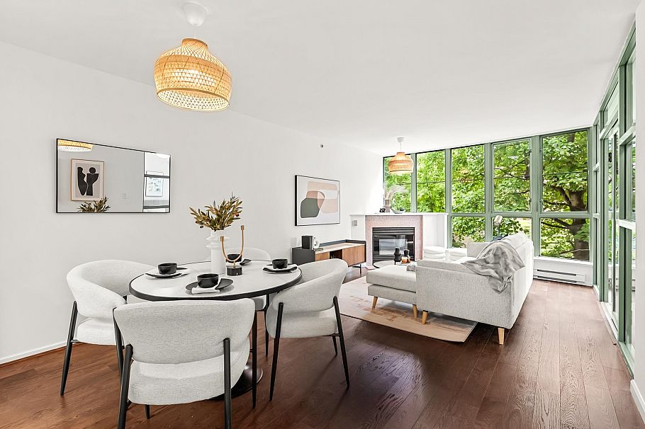 301 1159 Main Street Vancouver, BC - 1