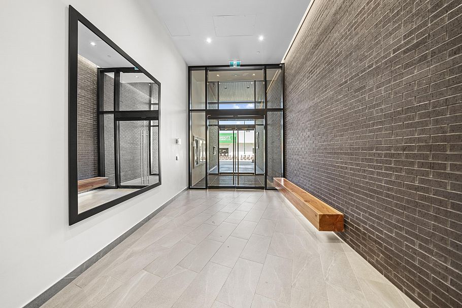 302 210 E 5th Avenue Vancouver, BC - 24