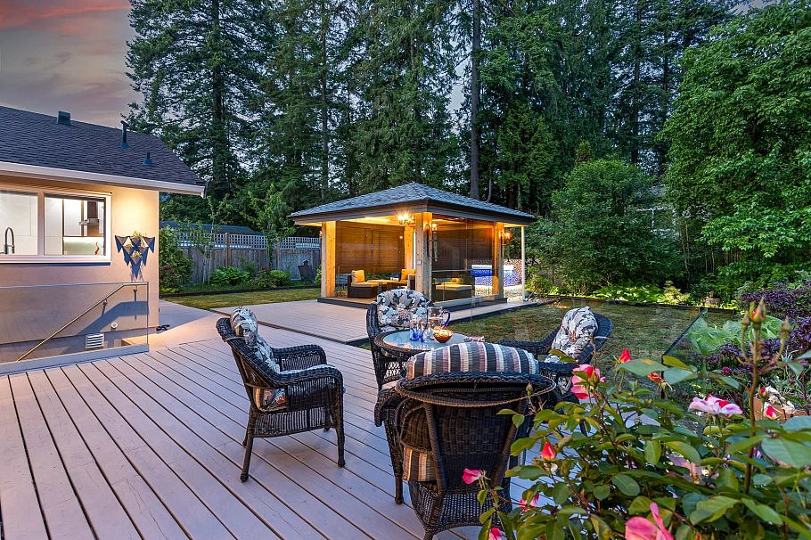 2420 Edgemont Boulevard North Vancouver, BC - 32