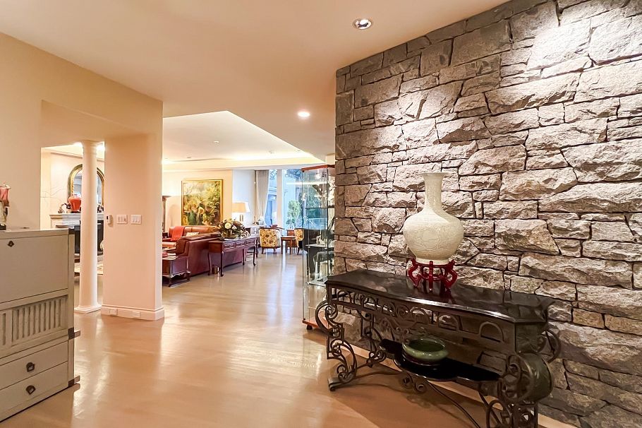 2388 SW Marine Drive Vancouver, BC - 4