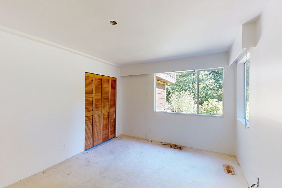 1491 Dempsey Road North Vancouver, BC - 31