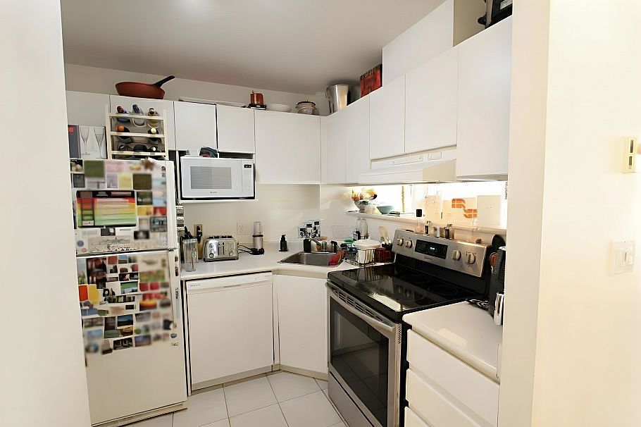 2207 1188 Richards Street Vancouver, BC - 11