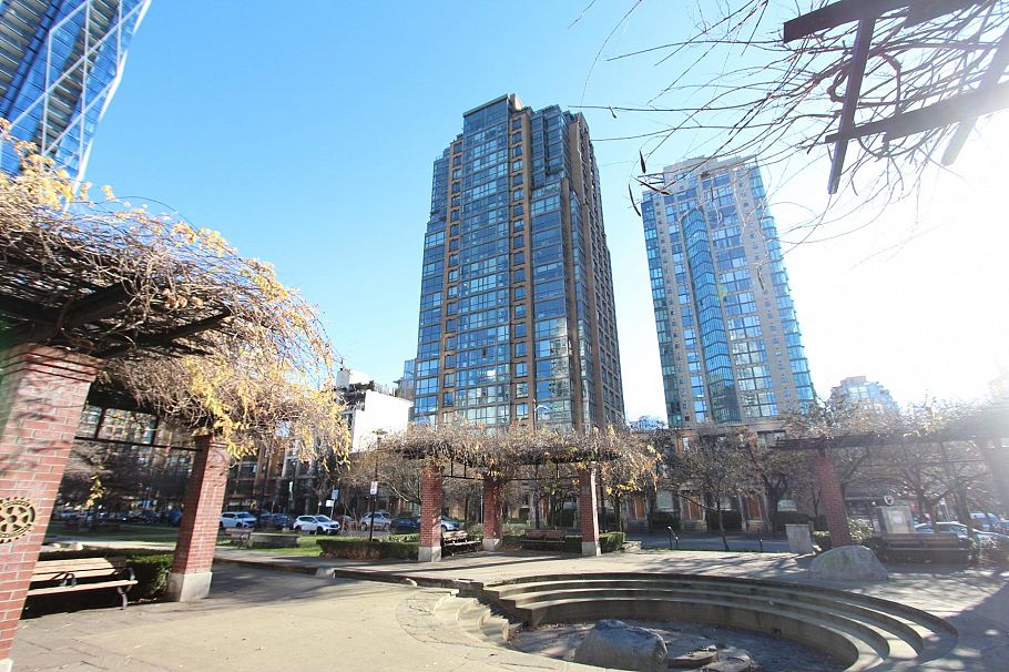 2207 1188 Richards Street Vancouver, BC - 23