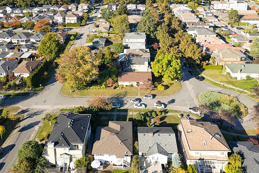 3625 E 24th Avenue Vancouver, BC - 7