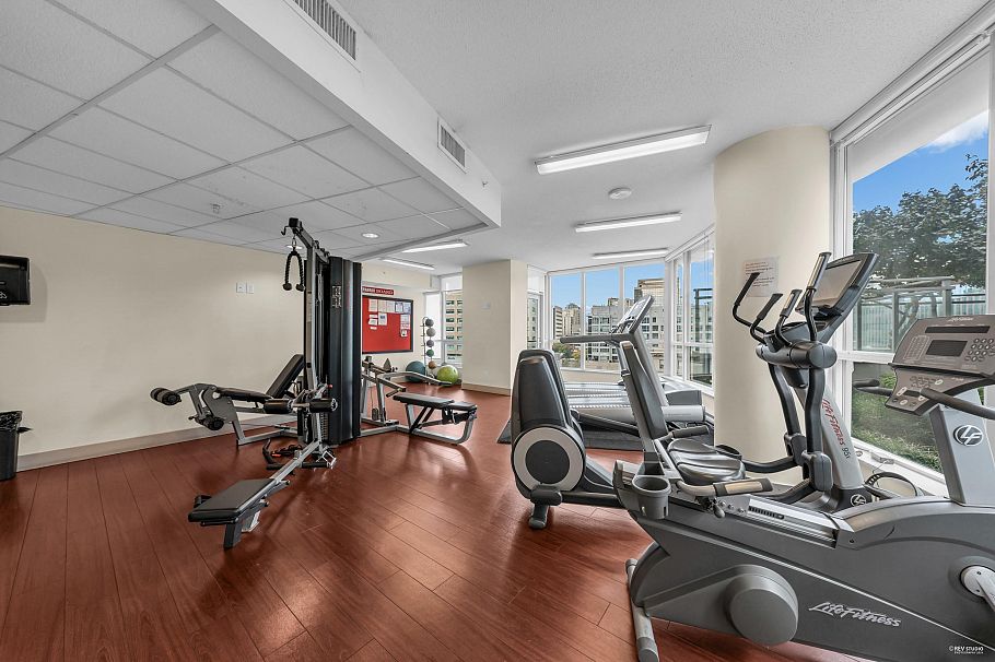 1210 833 Seymour Street Vancouver, BC - 25