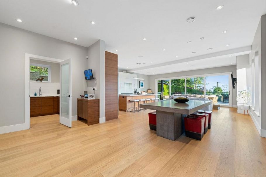 105 Monte Vista Court North Vancouver, BC - 5