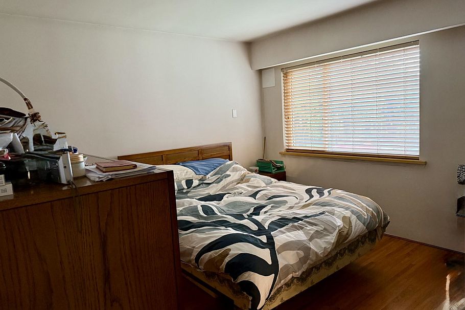 1245 E 51 Avenue Vancouver, BC - 6