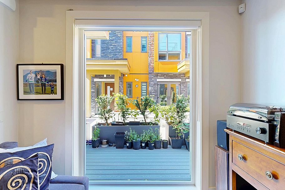 38 7567 Oak Street Vancouver, BC - 14