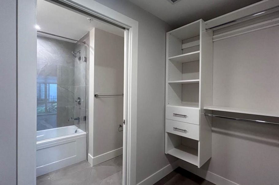 38 7567 Oak Street Vancouver, BC - 9