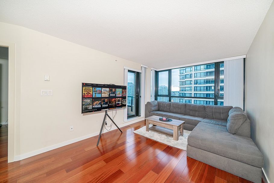 2105 909 Mainland Street Vancouver, BC - 14