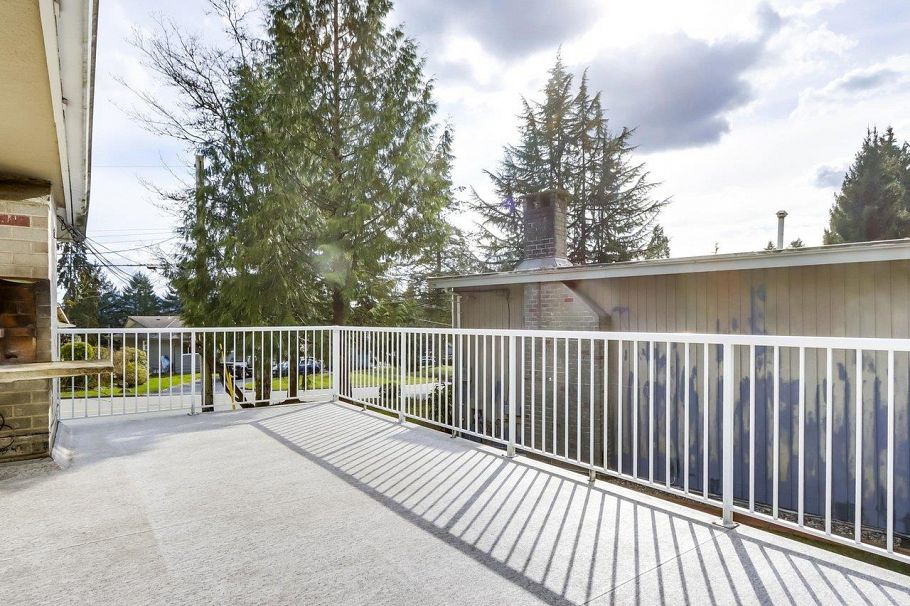 2984 Plymouth Drive North Vancouver, BC - 8