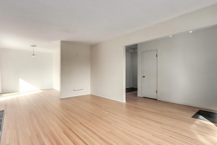 2984 Plymouth Drive North Vancouver, BC - 4