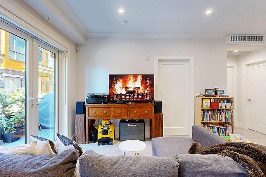 38 7567 Oak Street Vancouver, BC - 15