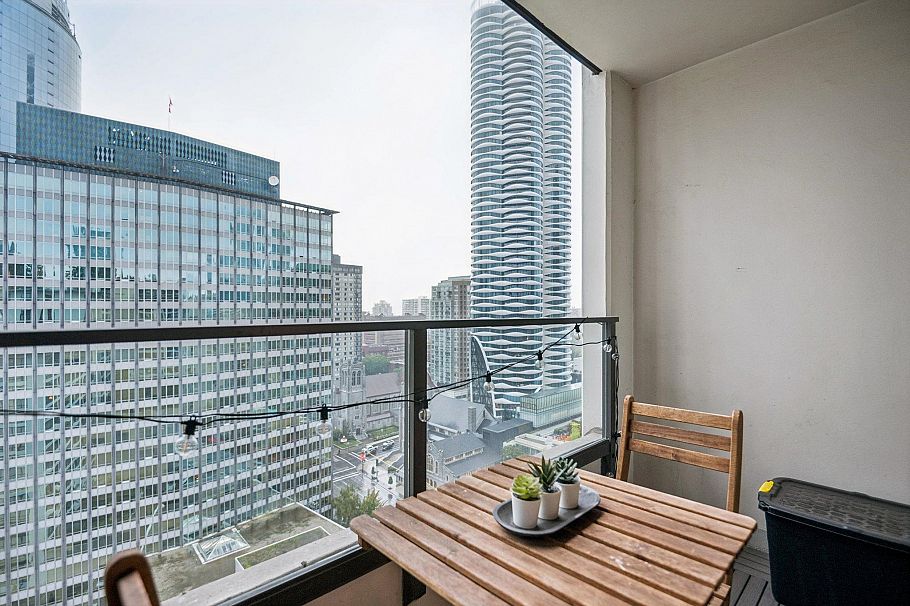 2205 938 Smithe Street Vancouver, BC - 19