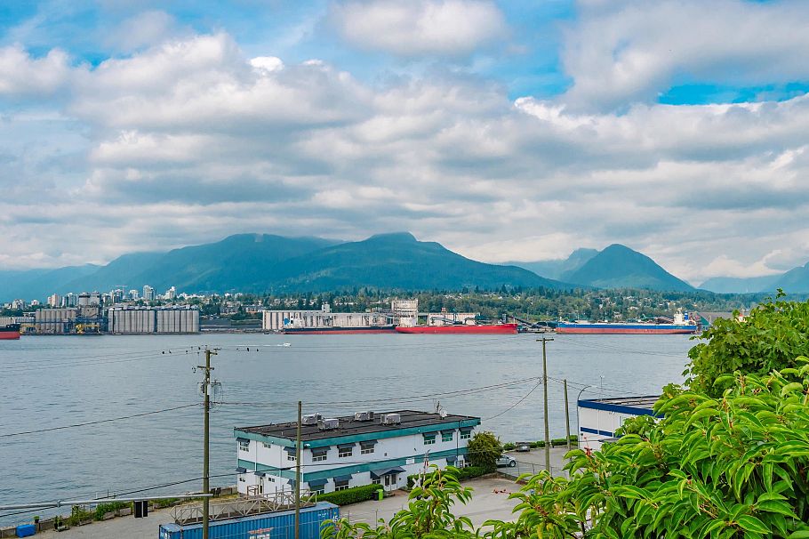 2385 Wall Street Vancouver, BC - 31