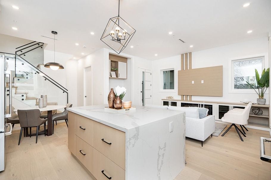 2 2753 Nanaimo Street Vancouver, BC - 8