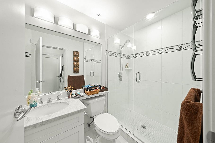 3802 1189 Melville Street Vancouver, BC - 17