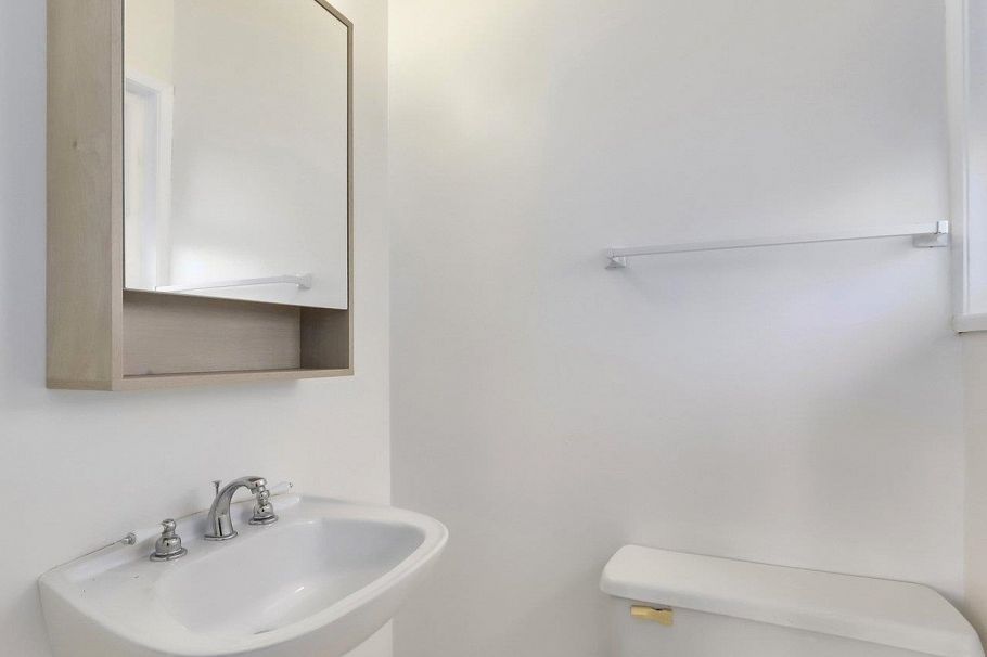 2984 Plymouth Drive North Vancouver, BC - 20