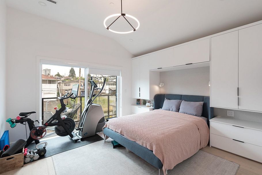 1438 E 17th Avenue Vancouver, BC - 22