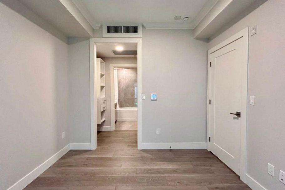 38 7567 Oak Street Vancouver, BC - 7