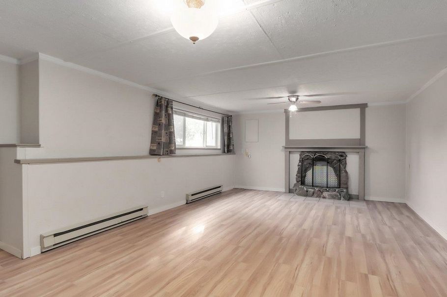 2984 Plymouth Drive North Vancouver, BC - 26