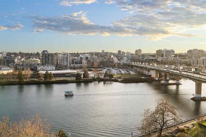 1106 980 Cooperage Way Vancouver, BC - 2