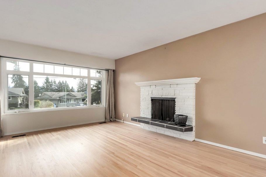 2984 Plymouth Drive North Vancouver, BC - 5